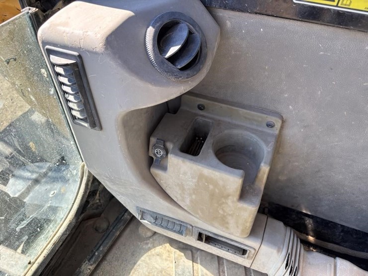 2013-caterpillar-308e-cr-image-33