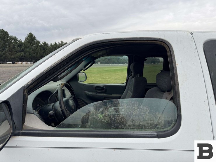 2002-ford-f150-image-19