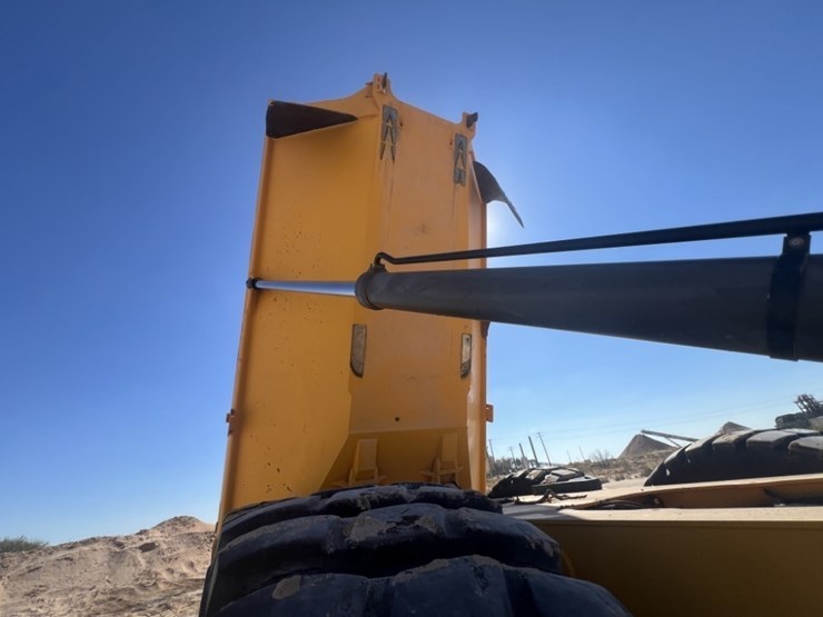 2020-volvo-a60h-image-54