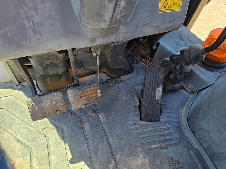 caterpillar-415f2-il-image-66