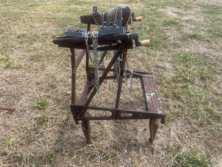 #202-•-misc-portable-project-center-and-vice-image-2