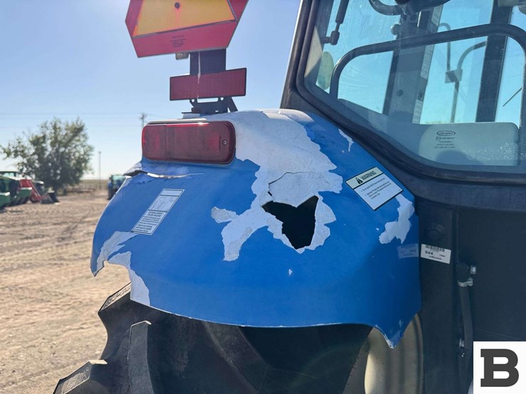 2010-new-holland-t5060-image-27