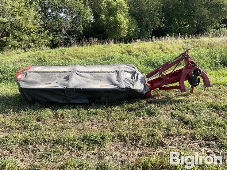 new-holland-h6750-image-2