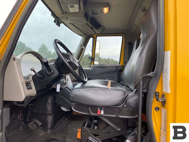 2012-international-durastar-4300-image-38