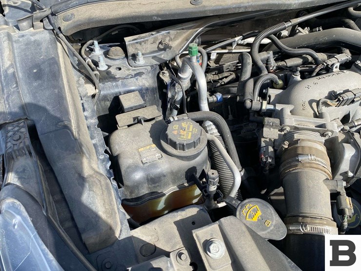 2018-ford-explorer-image-32