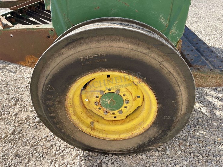 john-deere-8200-image-14