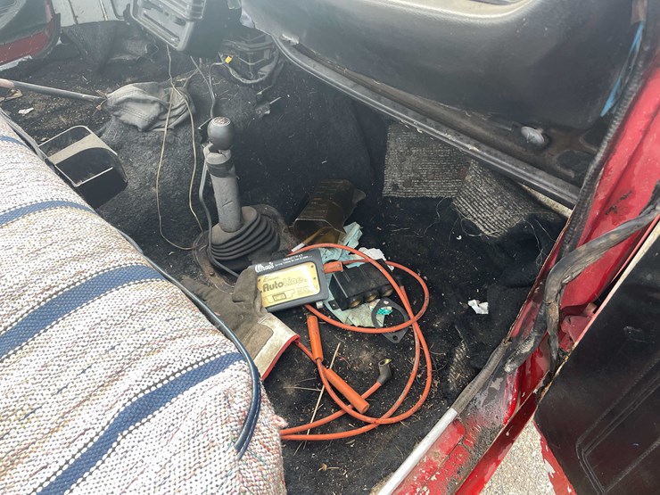 #1374-•-1976-chevrolet-luv-4x4-(has-wi-title)-(of)-image-115