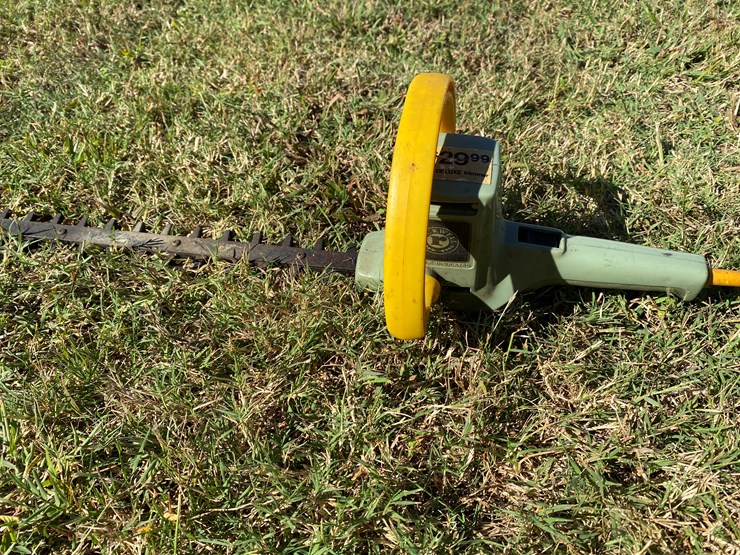 #96-•-#210-•-poulan-gas-powered-leaf-blower,-rockwell-corded-hedge-trimmer;-husgvarma-gas-powered-leaf-blower-image-5