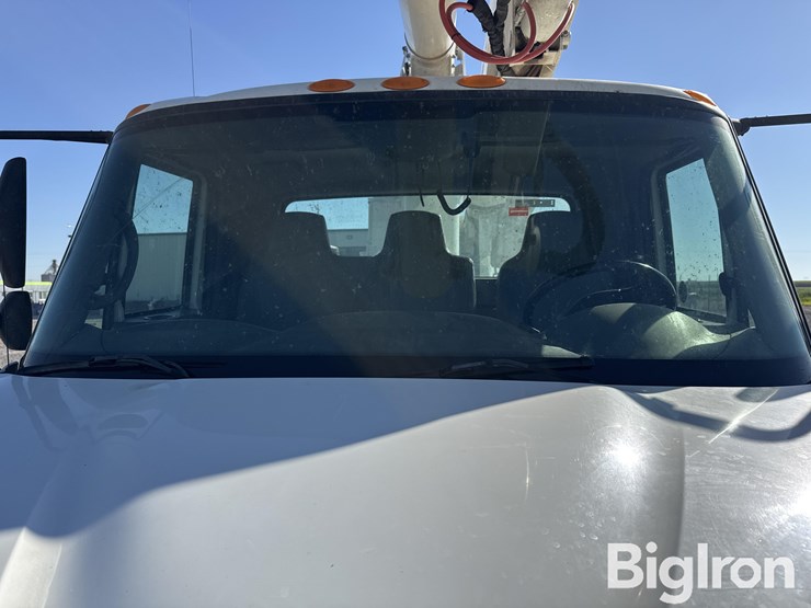 2005-international-durastar-4300-image-11