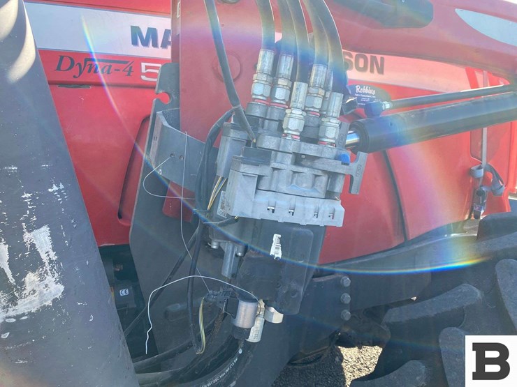 2012-massey-ferguson-5475-image-51