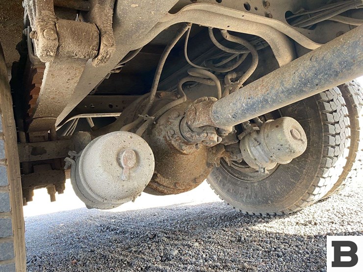 1995-international-4900-image-36