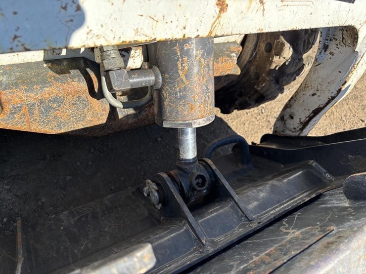 2021-bobcat-s70-image-12