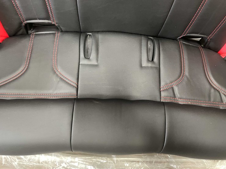 #8618-•-can-am-seat-(f)-image-5