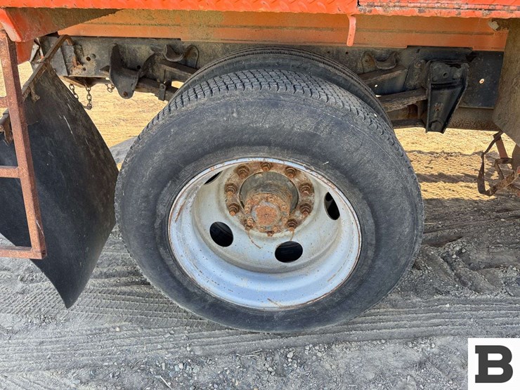 1988-gmc-7000-image-31