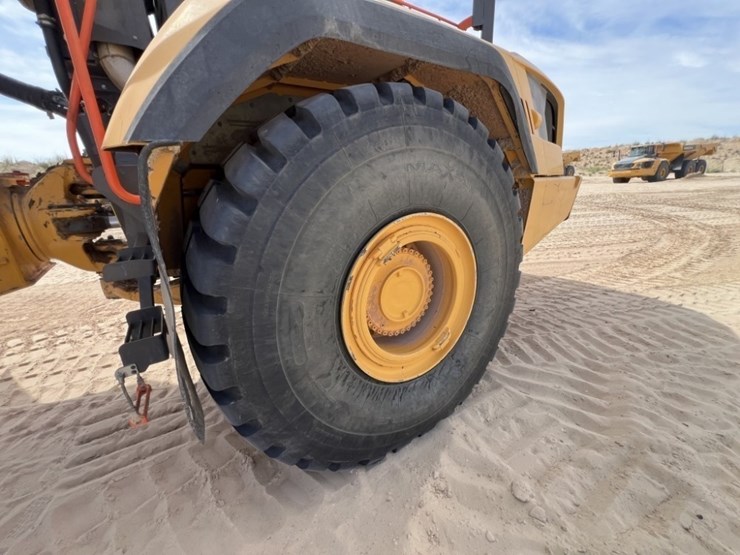 2020-volvo-a60h-image-26