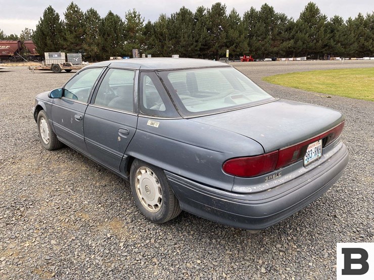 1994-mercury-sable-sedan-image-3