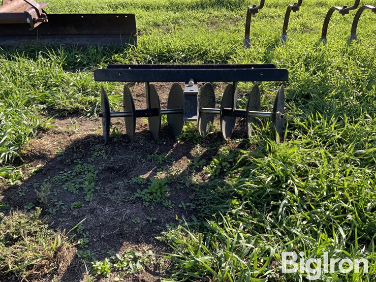 small-yard-disk-image-2