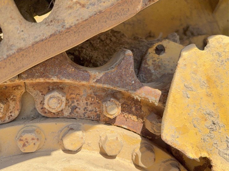 caterpillar-953b-image-24