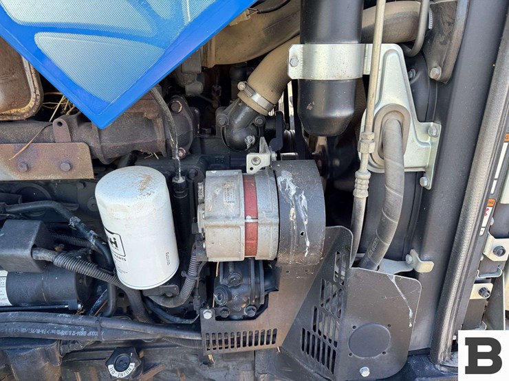 2010-new-holland-t5060-image-48