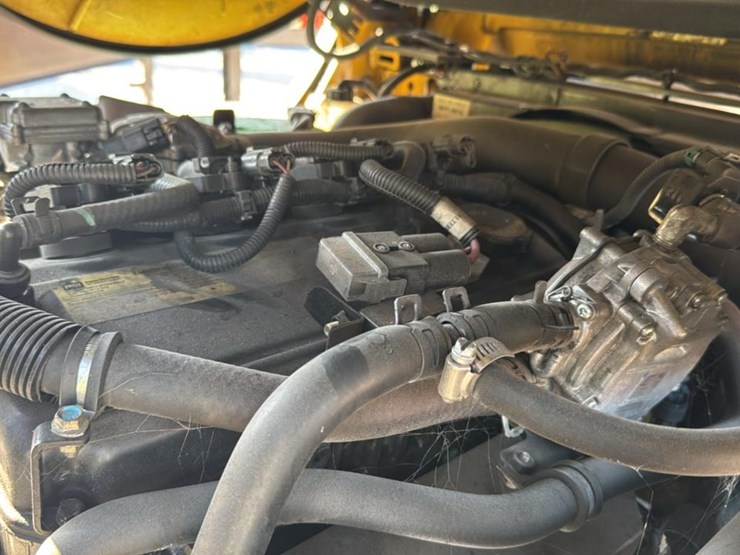 #1354-•-yale-forklift-image-7