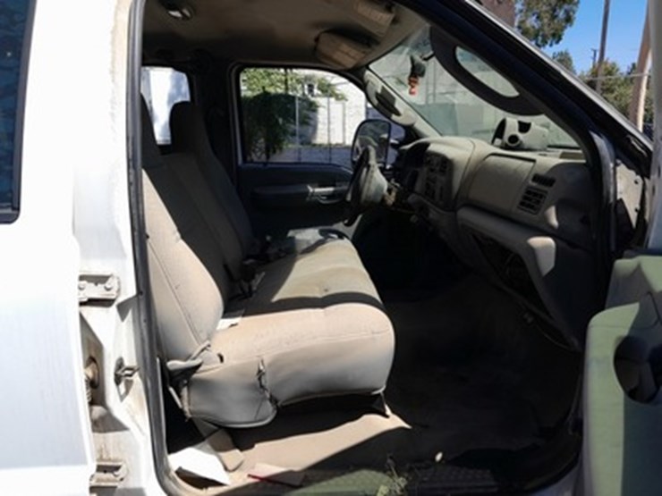 2004-ford-f450-image-5