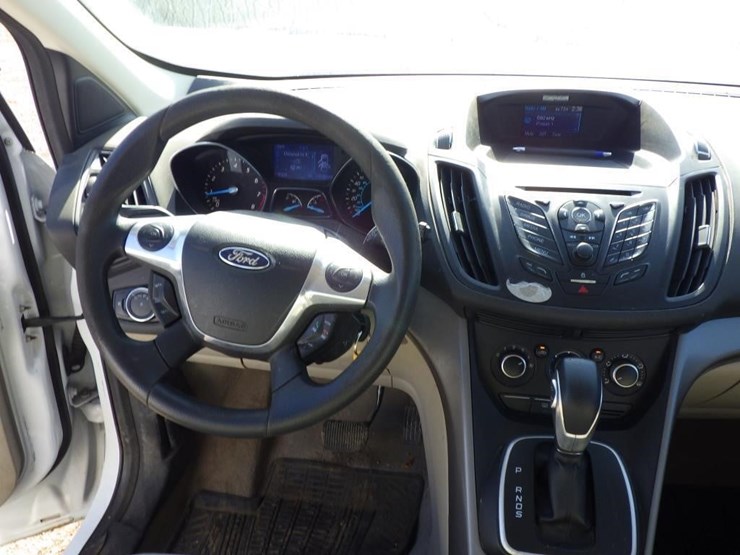 2013-ford-escape-image-9