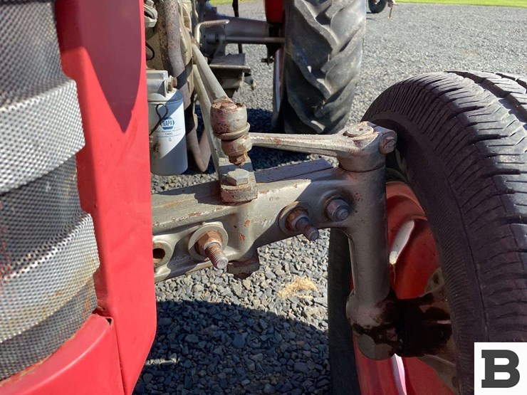 1971-massey-ferguson-135-image-11