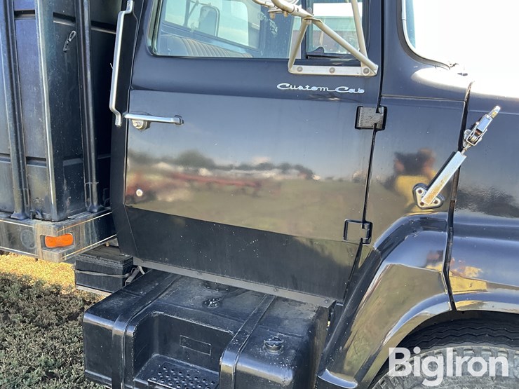 1975-ford-ln750-image-17