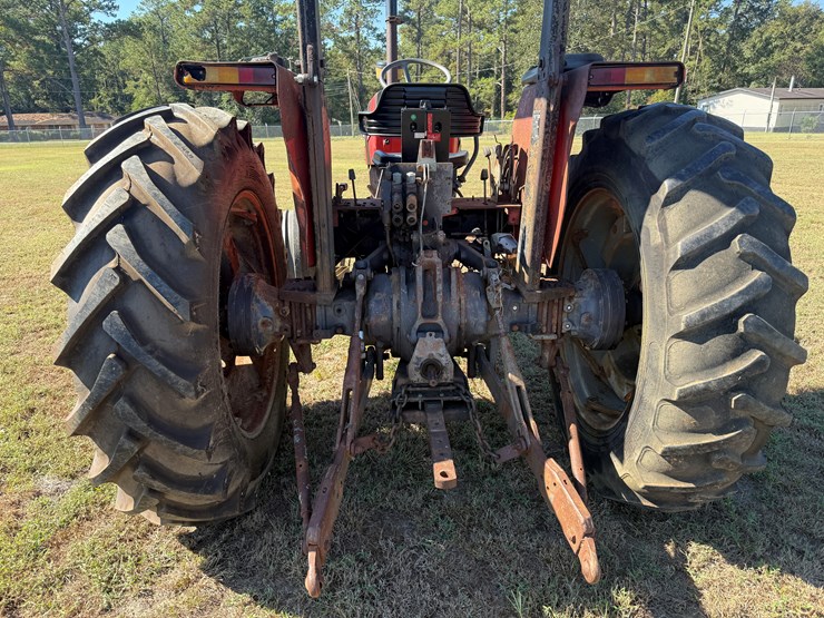 massey-ferguson-399-image-4