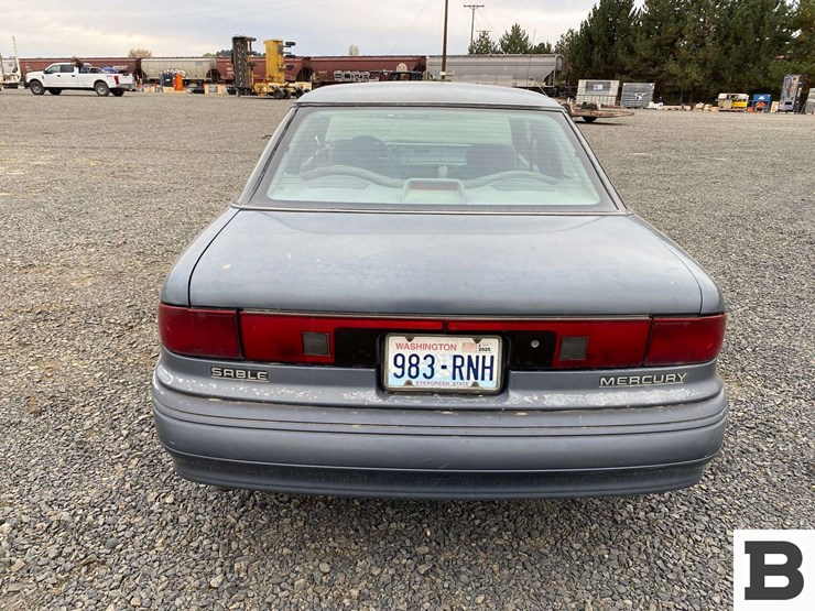 1994-mercury-sable-sedan-image-4