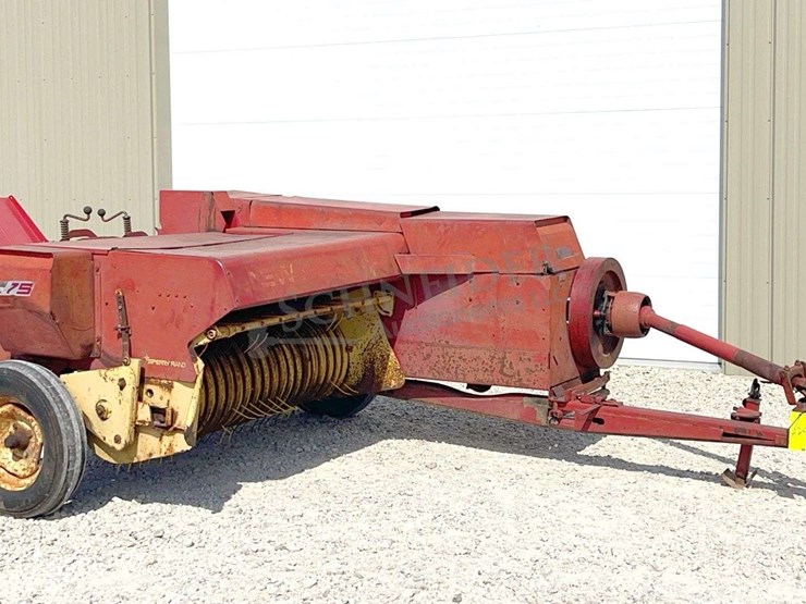 new-holland-275-image-1