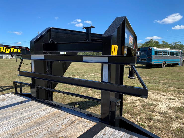 #35-•-#124-•-kearney-gooseneck-trailer-gvwr---23,900-lbs-image-3