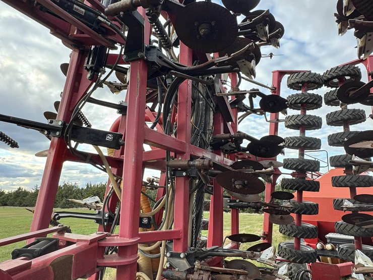 2000-horsch-anderson-61-15-60'-air-seeder-&-500-bu-air-cart/-on-tracks-image-17