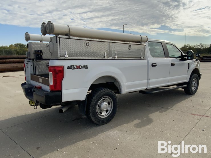 2017-ford-f350-xl-image-5