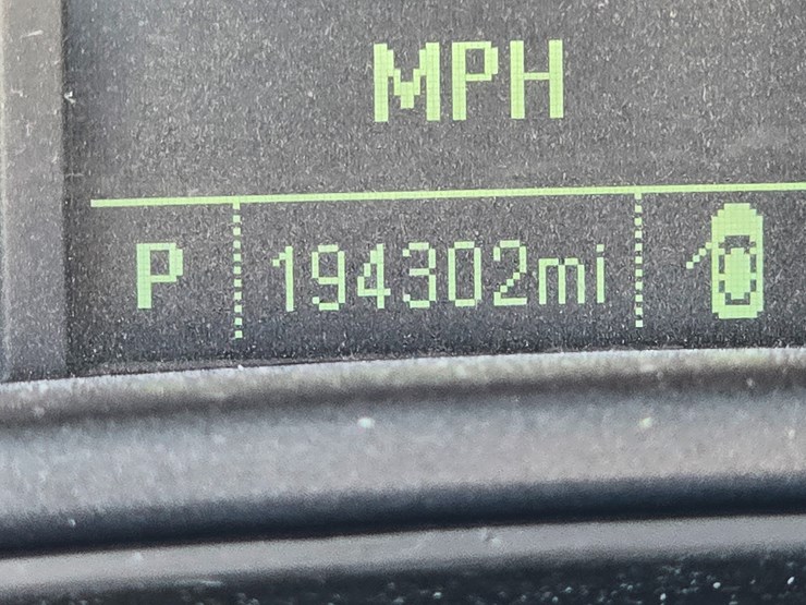 2017-gmc-sierra-3500-image-59