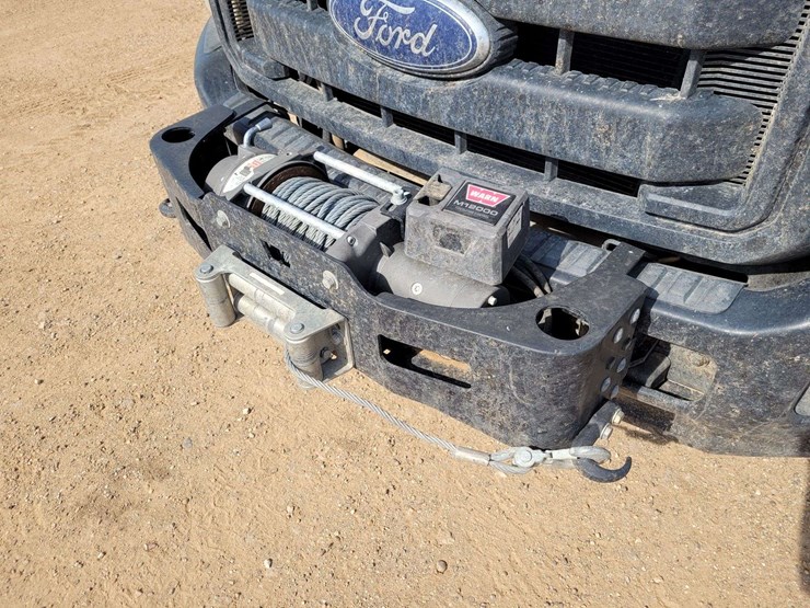 2016-ford-f350-sd-image-2