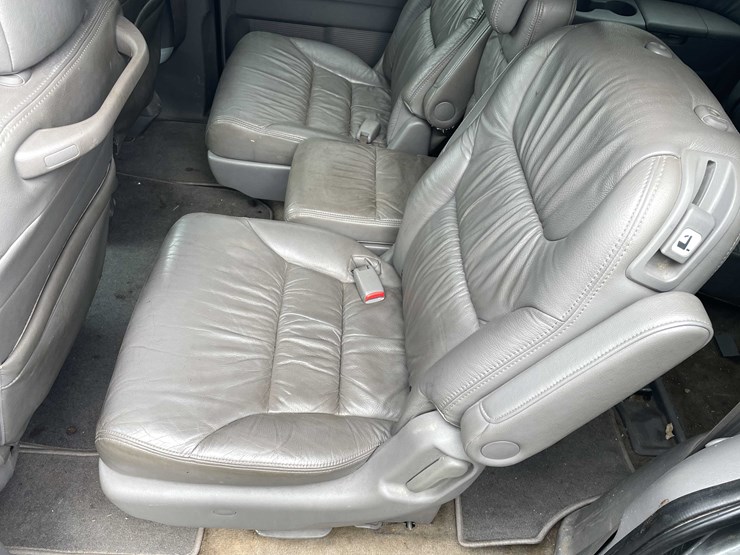 2009-honda-odyssey-image-36