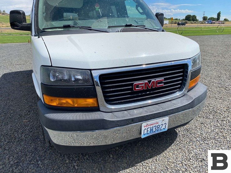 2019-gmc-3500-image-8