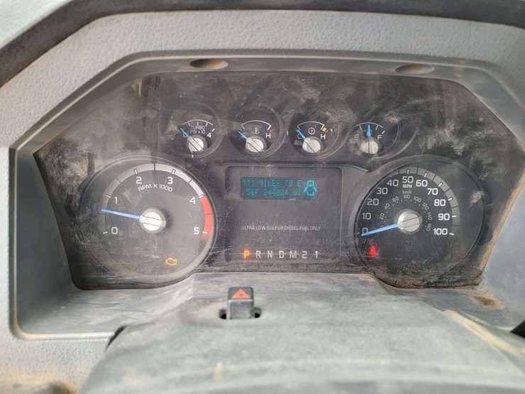 2016-ford-f550-image-12