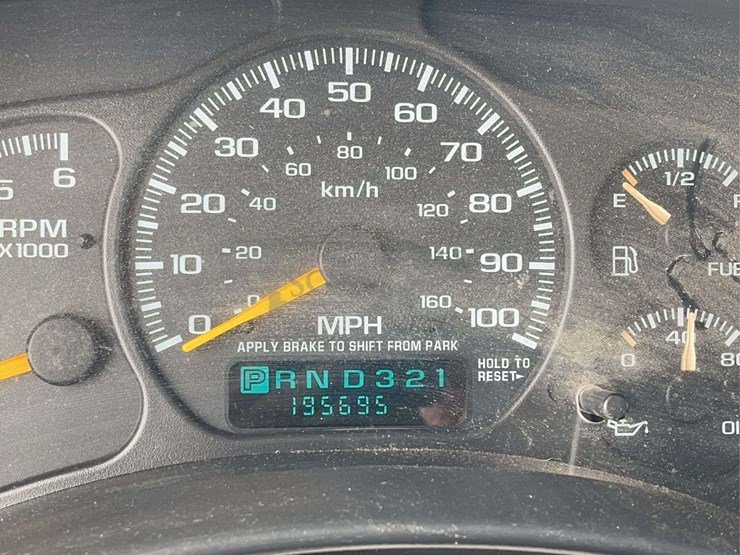 2000-chevrolet-2500-image-47