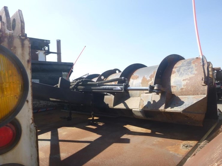 2003-international-7400-image-8