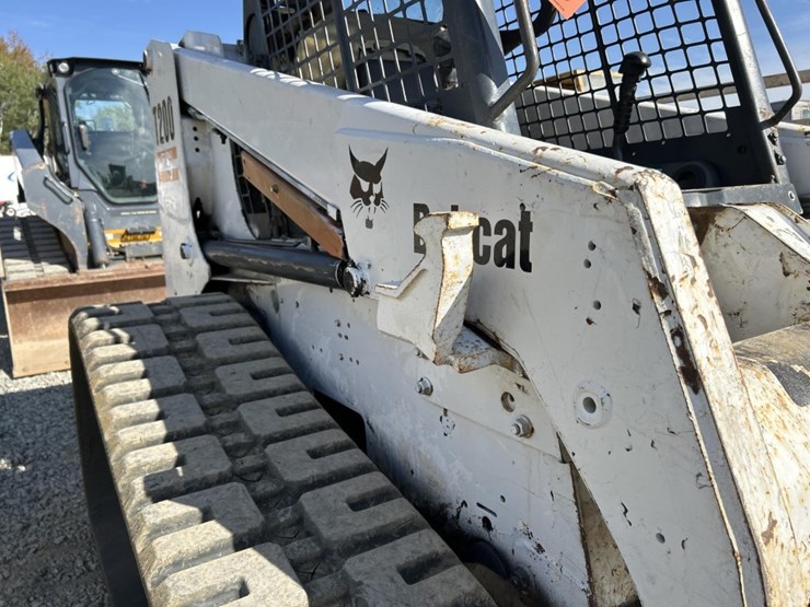 bobcat-t200-image-18