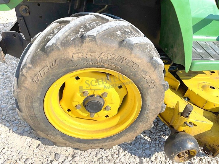 john-deere-425-image-26