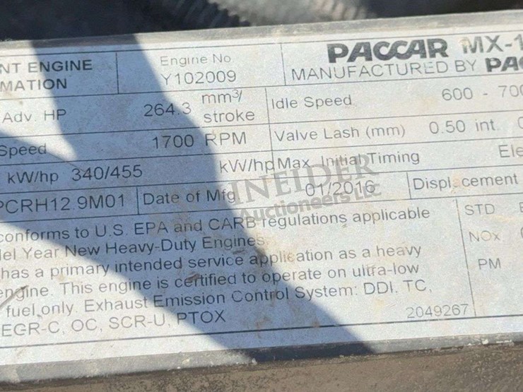 2017-peterbilt-579-image-54