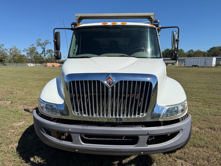 2013-international-durastar-4300-image-8