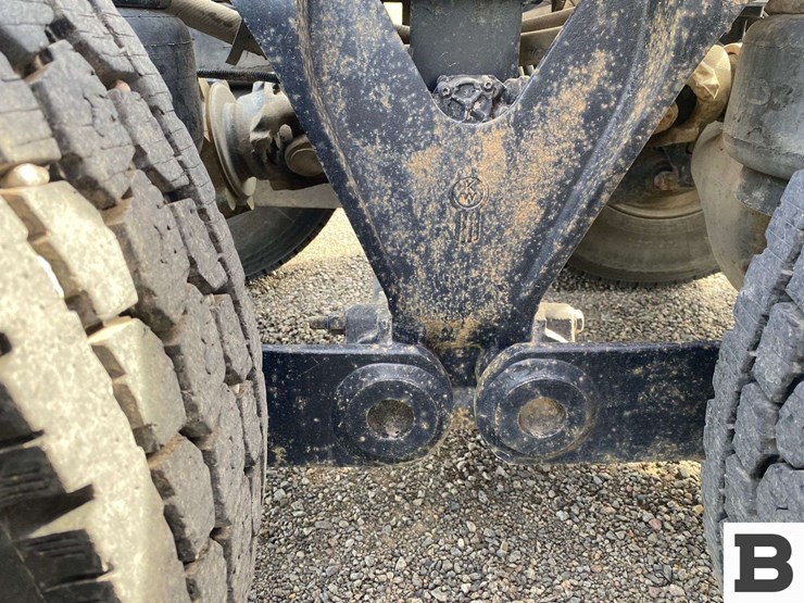 2013-kenworth-t800-image-40