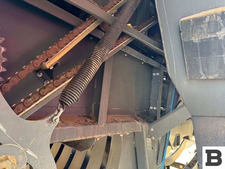 2015-massey-ferguson-2290-image-33