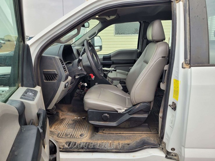 2019-ford-f350-image-9