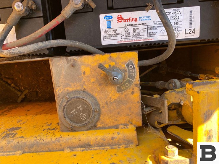 john-deere-555-image-40