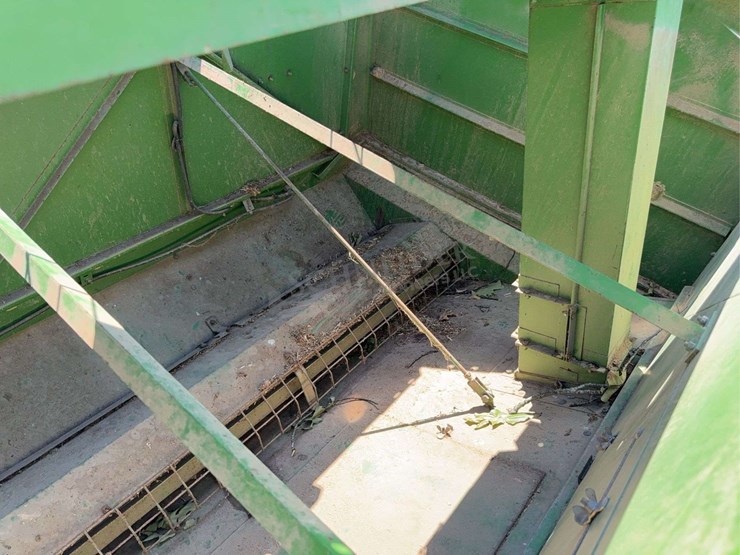 john-deere-4425-image-58